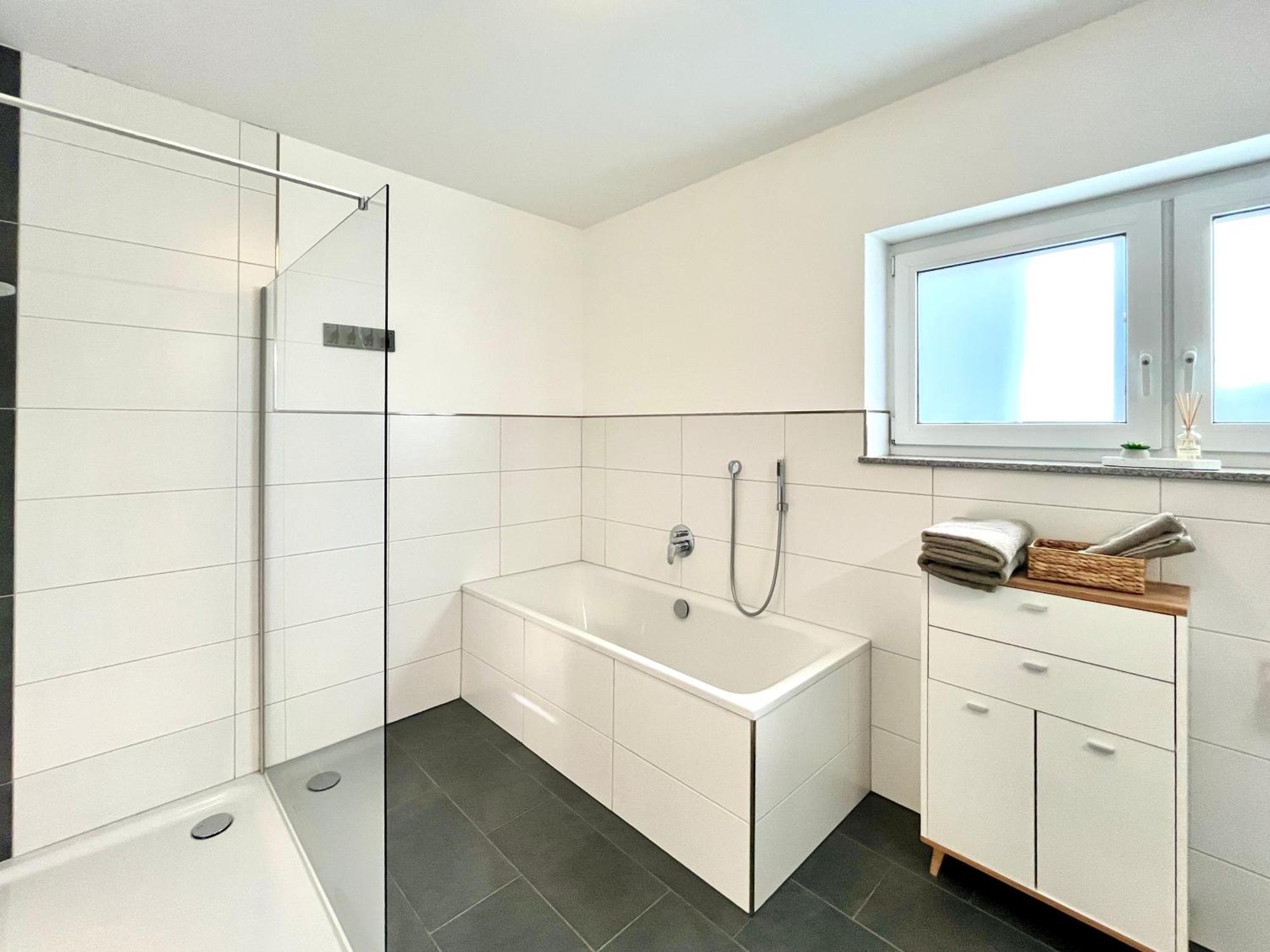 Ferienwohnung Moseltraum, 1-6 Pers, Mit 3 Schlafzimmer Und Panoramabalkon Müden Buitenkant foto